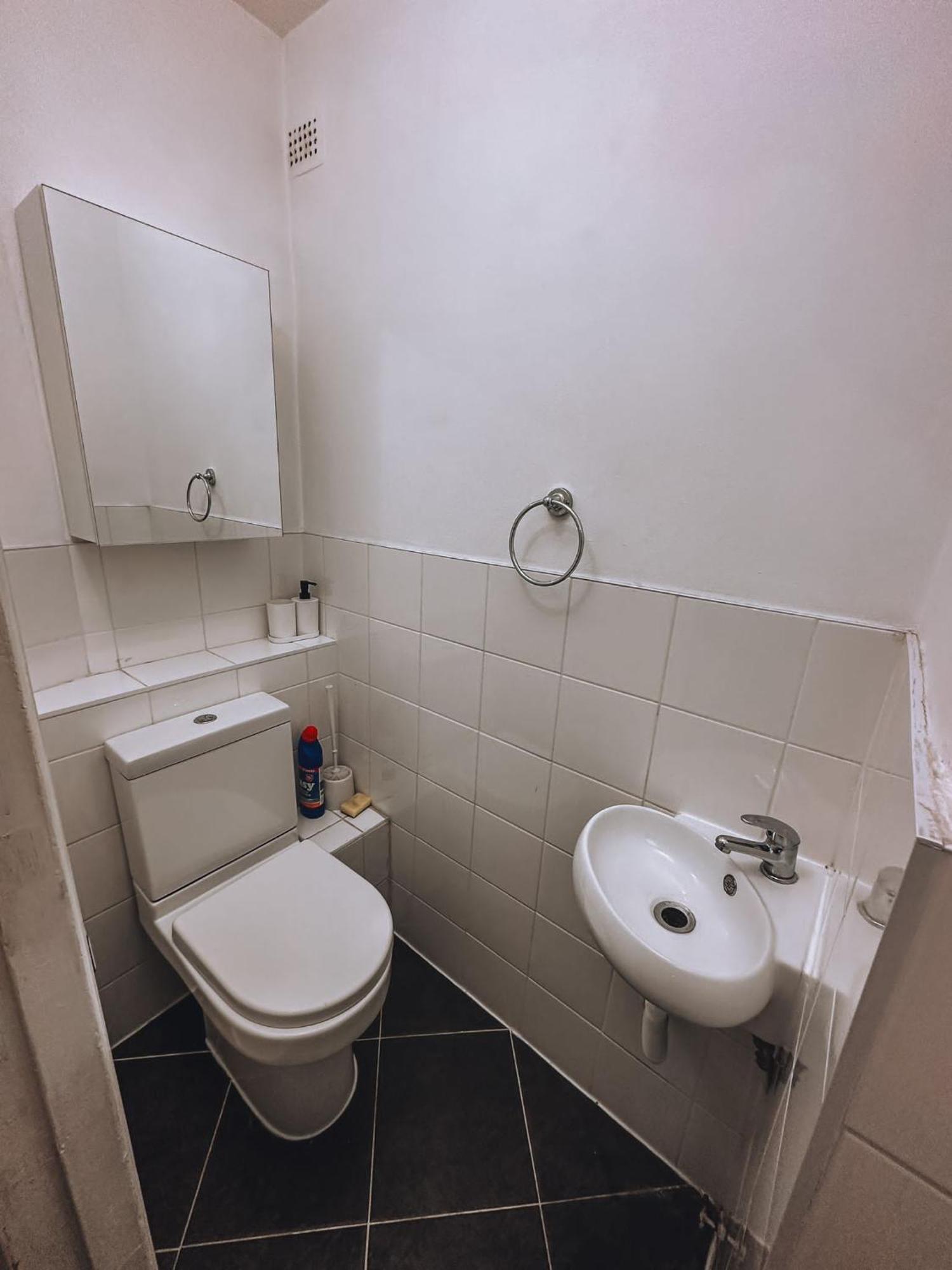 Cosy 2 Bedroom Apartment In Swiss Cottage. Londres Extérieur photo