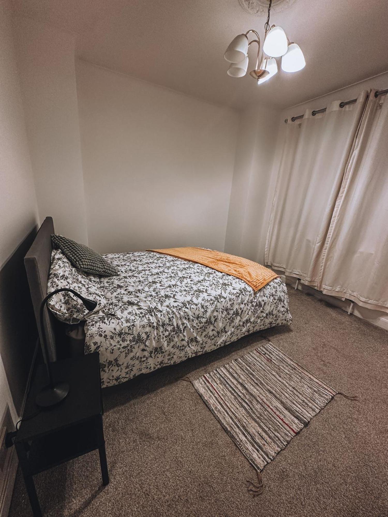 Cosy 2 Bedroom Apartment In Swiss Cottage. Londres Extérieur photo